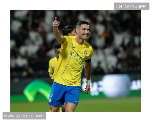 C罗加盟新俱乐部引发全球关注足球界的传奇故事再续辉煌篇章